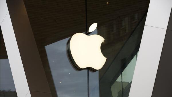 Apple unveils iPhone 14 with satellite SOS